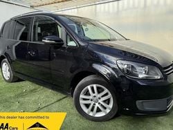 Black Used 2015 VW Touran SE MPV | £4,295 (Fair price)