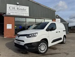 White Used 2021 Toyota Proace Van | £13,199 (Expensive)