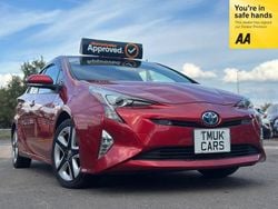 Red Used 2018 Toyota Prius Hatchback | £9,995 (Super price)