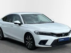 Special solid platinum white Used 2024 Honda Civic Elegance Hatchback | £27,023 (Super price)