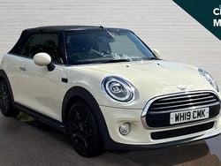 White Used 2019 Mini Cooper Classic Hatchback | £12,761 (Good price)