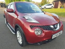 Magnetic red metallic Used 2016 Nissan Juke N-Connecta SUV | £4,995 (Fair price)