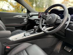 Green Used 2024 Alfa Romeo Tonale SUV | £26,399