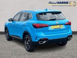 Blue Used 2023 MG HS SE SUV | £15,499 (Good price)