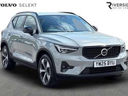 Vapour grey Used 2025 Volvo XC40 Plus SUV | £33,950 (Fair price)