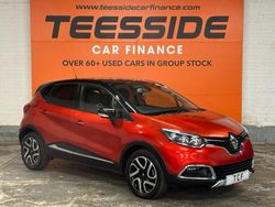 Red Used 2016 Renault Captur Signature SUV | £6,495 (Fair price)