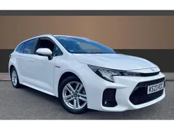 White Used 2023 Suzuki Swace Estate | £16,191 (Good price)