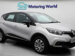 Used 2019 Renault Captur Play SUV | £8,400 (Fair price)