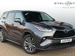 Used 2022 Toyota Highlander Hybrid SUV | £35,312