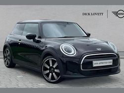 Black Used 2022 Mini Cooper Exclusive Hatchback | £19,490 (Fair price)
