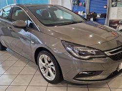 Grey Used 2017 Vauxhall Astra SRi Hatchback | £4,873 (Fair price)