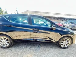 Black Used 2017 Ford Fiesta Zetec Hatchback | £6,750 (Fair price)