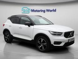 White Used 2020 Volvo XC40 R-Design SUV | £15,556 (Good price)