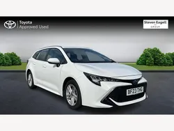 White Used 2023 Toyota Corolla Estate | £22,296 (Fair price)