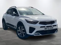 Clear white Used 2022 Kia Stonic GT-Line SUV | £17,832 (A bit pricey)
