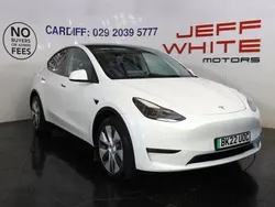 White Used 2022 Tesla Model Y Long Range SUV | £26,988 (Good price)