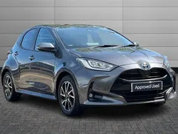Decuma grey Used 2023 Toyota Yaris Hybrid Design Hatchback | £16,995 (Fair price)