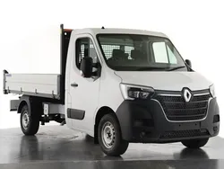 White New 2025 Renault Master Van | £28,990 (Fair price)