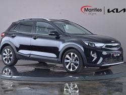 Black Used 2025 Kia Stonic 3 SUV | £18,395 (Fair price)