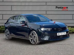 Black Used 2023 Vauxhall Astra Ultimate Hatchback | £18,995 (Fair price)