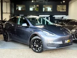 Grey Used 2022 Tesla Model Y Long Range SUV | £23,495