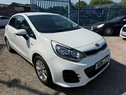White Used 2016 Kia Rio Hatchback | £3,290 (Good price)