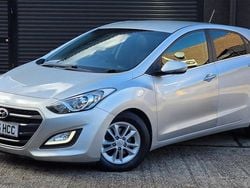 Silver Used 2016 Hyundai i30 SE Hatchback | £5,799 (Fair price)