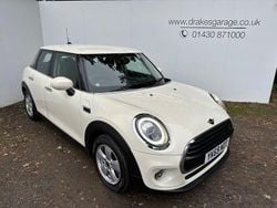 White Used 2020 Mini Cooper Classic Hatchback | £13,490 (Good price)