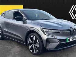 Other New 2025 Renault Mégane Komfort Hatchback | £25,982 (Super price)