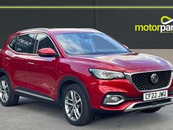 Red Used 2022 MG HS Excite SUV | £15,250 (Fair price)