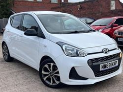 White Used 2019 Hyundai i10 Hatchback | £8,295 (Fair price)