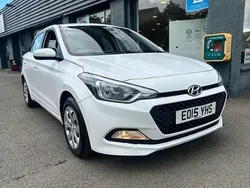 White Used 2015 Hyundai i20 Hatchback | £6,995 (Fair price)