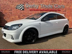 White Used 2010 Vauxhall Astra Sport Hatchback | £6,990