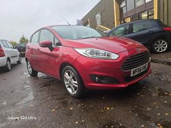 Red Used 2016 Ford Fiesta Zetec Hatchback | £5,995 (Good price)
