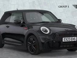 Black Used 2023 Mini Cooper Hatch Hatchback | £22,395 (Fair price)
