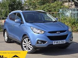 Blue Used 2013 Hyundai ix35 Premium SUV | £6,990 (Fair price)