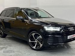 Black Used 2019 Audi Q7 S-Line SUV | £24,945 (Fair price)