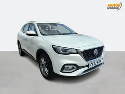 White Used 2022 MG HS Excite SUV | £12,495 (Fair price)