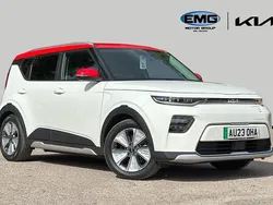 White Used 2023 Kia Soul EV 2 SUV | £18,999 (Expensive)