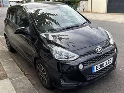 Black Used 2018 Hyundai i10 Premium Hatchback | £8,988 (Good price)