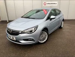 Darkmoon blue Used 2017 Vauxhall Insignia Estate | £11,295 (Expensive)