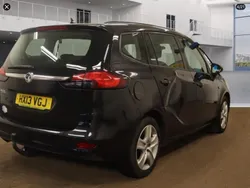 Black Used 2013 Vauxhall Zafira Tourer MPV | £2,995 (Fair price)