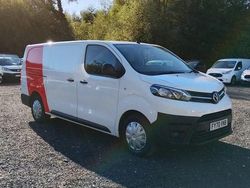 White Used 2020 Toyota Proace Active MPV | £7,999 (Fair price)