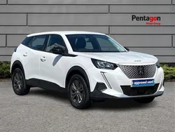 White Used 2022 Peugeot e-2008 Active Premium SUV | £11,395 (Fair price)