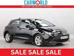 Black Used 2020 Toyota Corolla Hatchback | £14,974 (Good price)