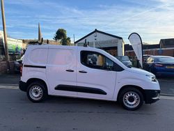 White Used 2024 Toyota Proace Active MPV | £12,990 (A bit pricey)