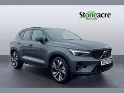 Green Used 2025 Volvo XC40 Ultra SUV | £40,495