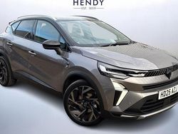 Oyster grey with diamond black Used 2025 Renault Captur Esprit Alpine SUV | £24,999