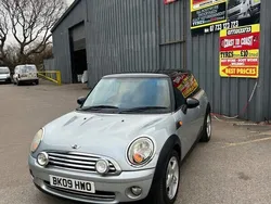 Silver Used 2009 Mini Cooper Hatch Hatchback | £3,595 (Good price)