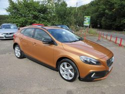 Bronze Used 2014 Volvo V40 CC Estate | £4,695 (Fair price)